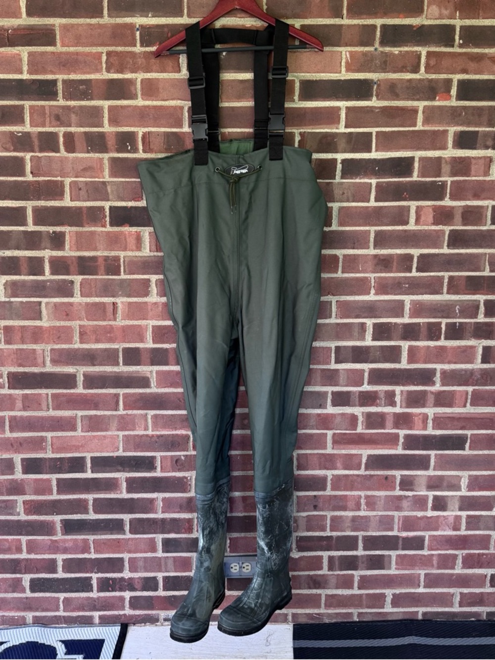 Frogg Toggs Chest Waders Mens Size 8 Green Waterproof Fishing Hunting Boots
